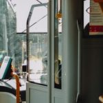 Niatnya Pengen Sehat Malah Emosi Nyari Parkir? Cobain CFD-an Naik Bus Listrik, Yuk!